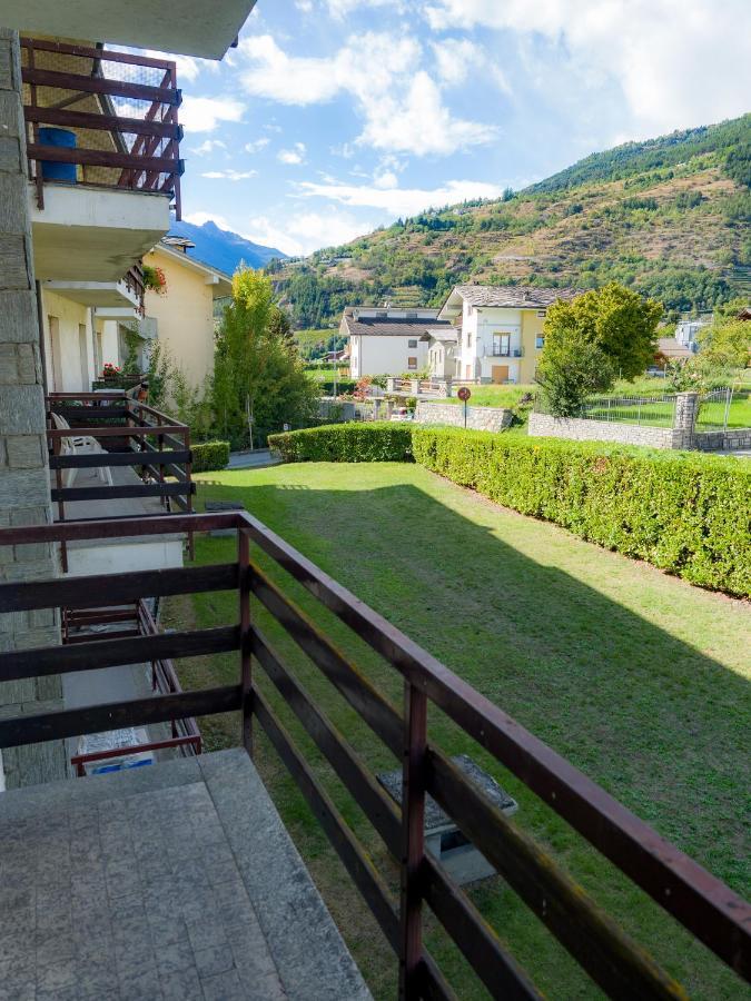 Appartamento Ai Piedi Del Gran Paradiso Saint-Pierre Exterior photo